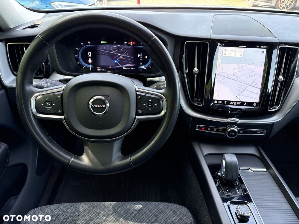 Volvo XC 60 B4 B Momentum Pro - 14