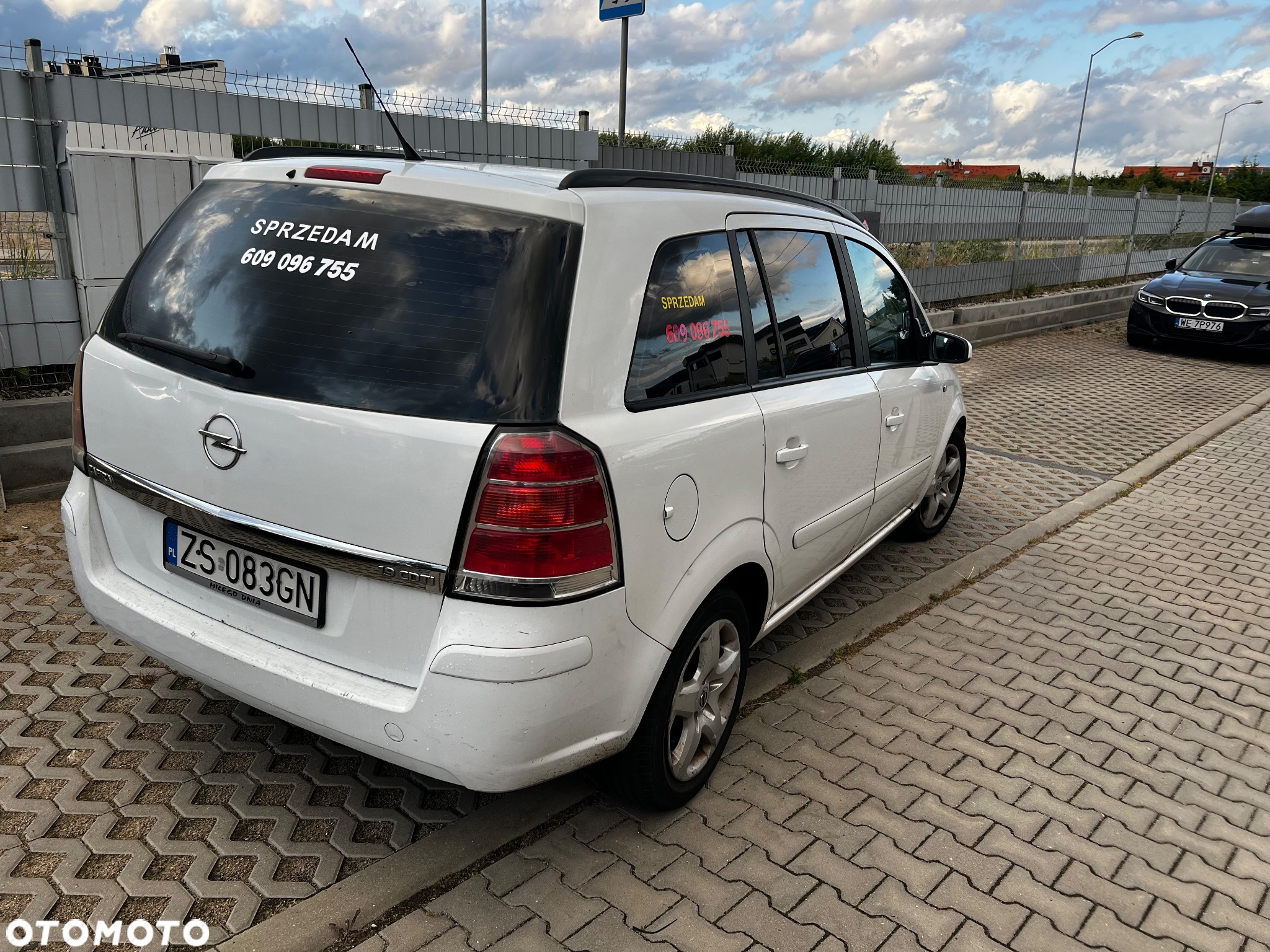 Opel Zafira 1.9 CDTI - 13