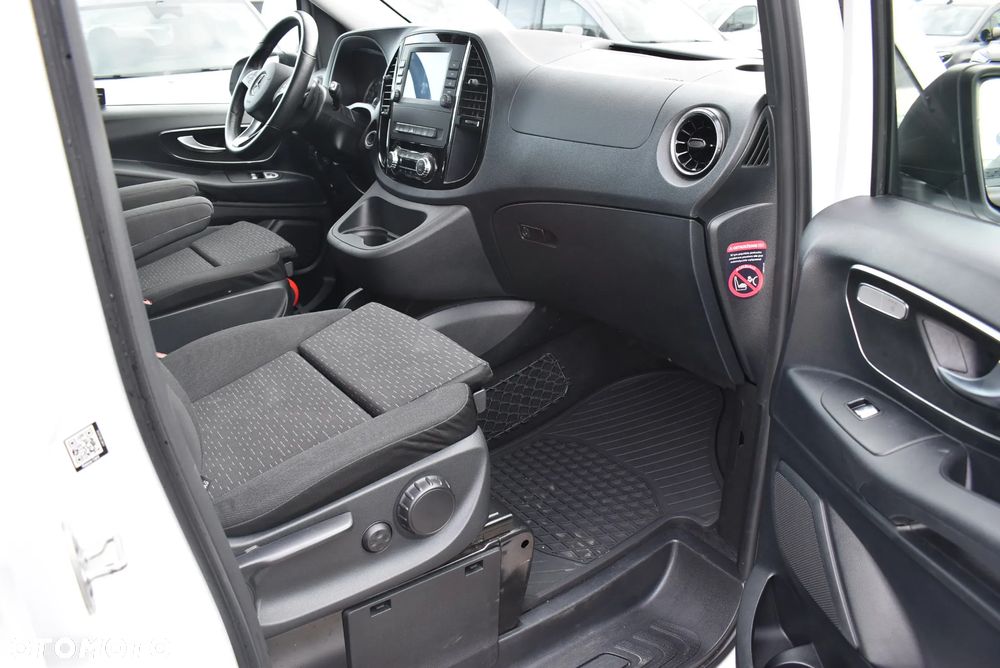 Mercedes-Benz eVito Tourer 129 L2 Pro 447.703 - 18