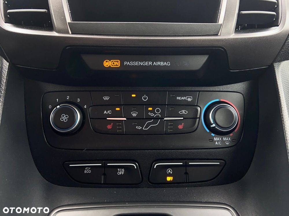 Ford Transit Connect - 20