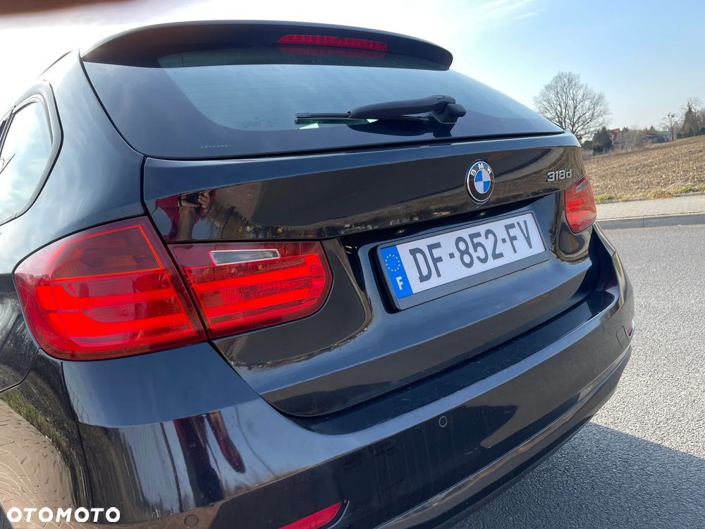 BMW Seria 3 318d Blue Performance Modern Line - 36