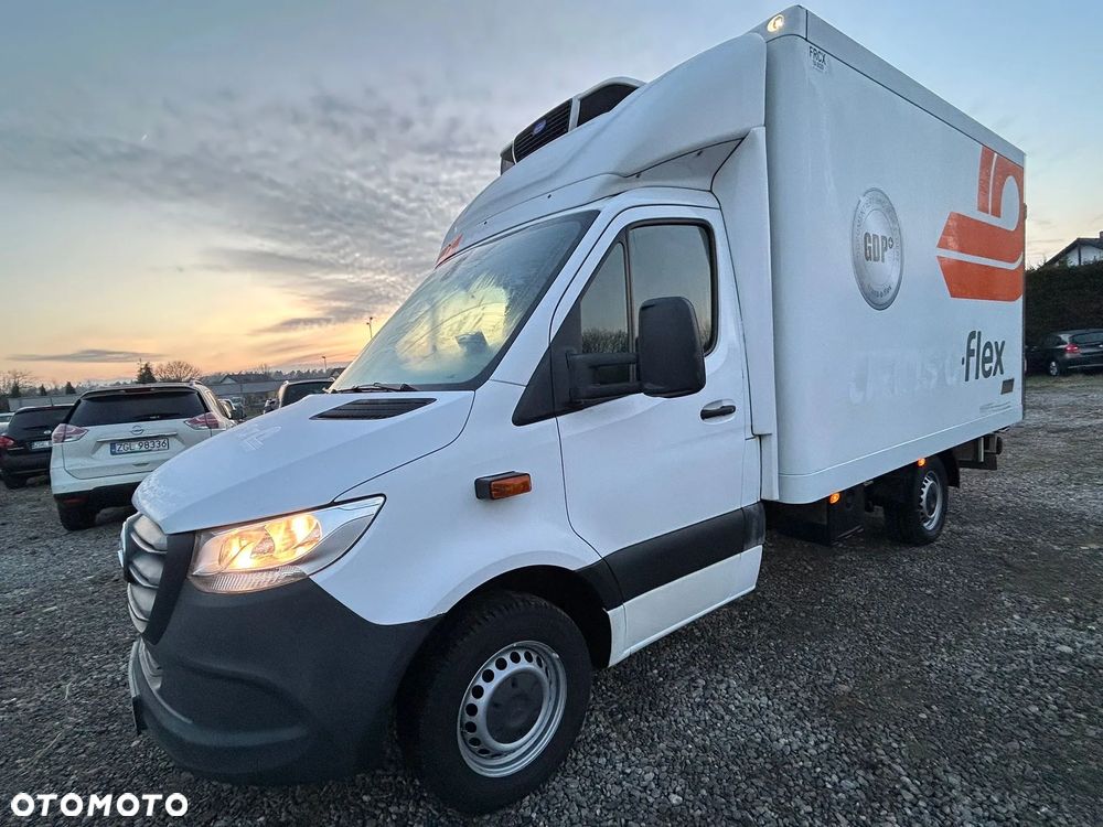 Mercedes-Benz Sprinter - 3