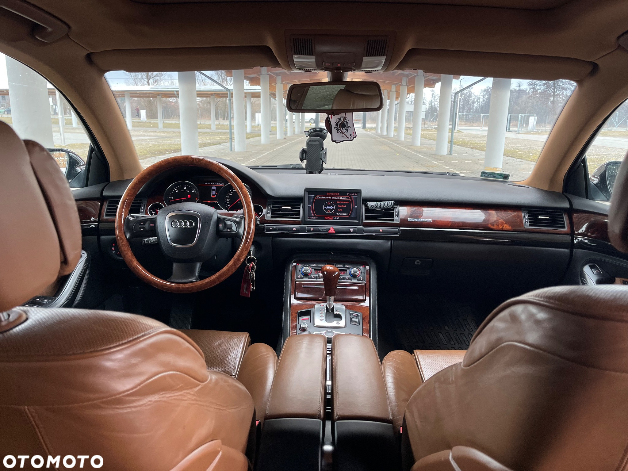 Audi A8 4.2 TDI Quattro - 10