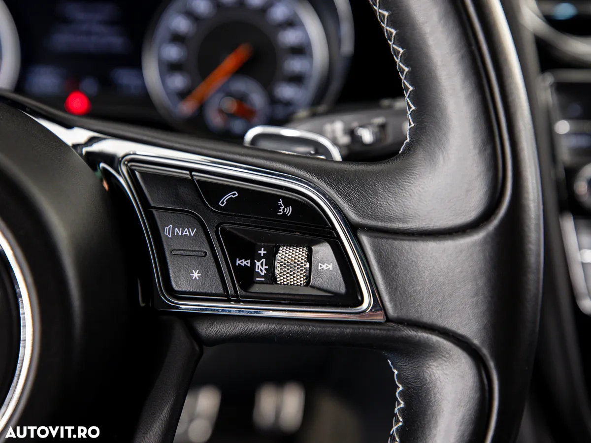 Bentley Bentayga V8 - 27