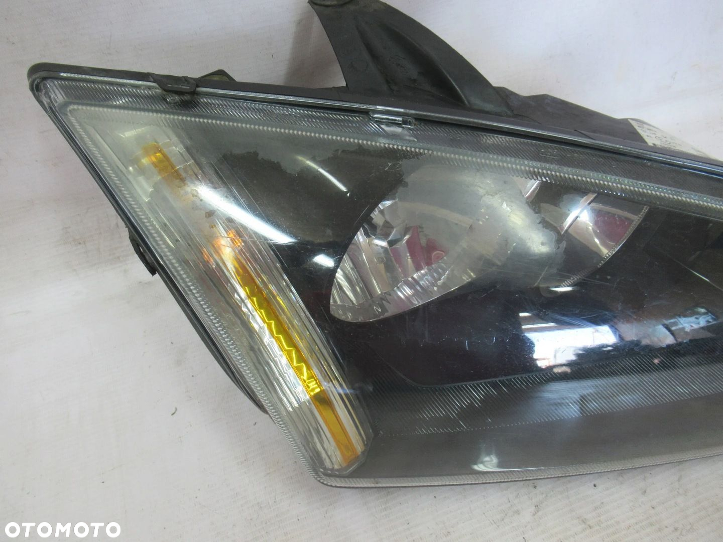 REFLEKTOR LAMPA PRAWA FORD FOCUS MK2 II 2 04- - 5