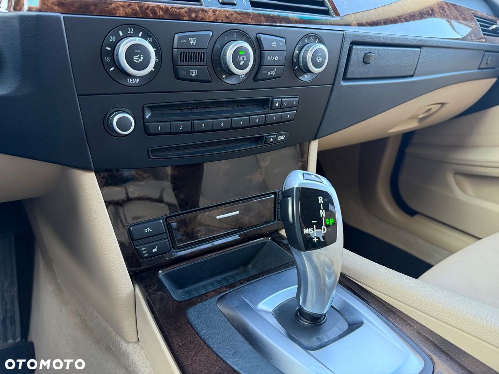 BMW Seria 5 530d xDrive Edition Exclusive - 36