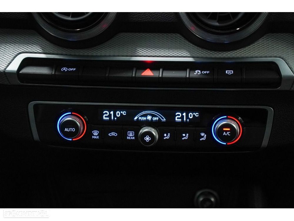 Audi Q2 30 TFSI - 26