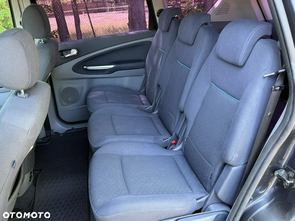 Ford S-Max 1.8 TDCi Ambiente - 16