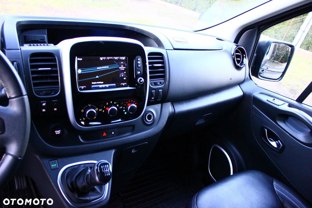 Renault Trafic 2.0 dCi - 27