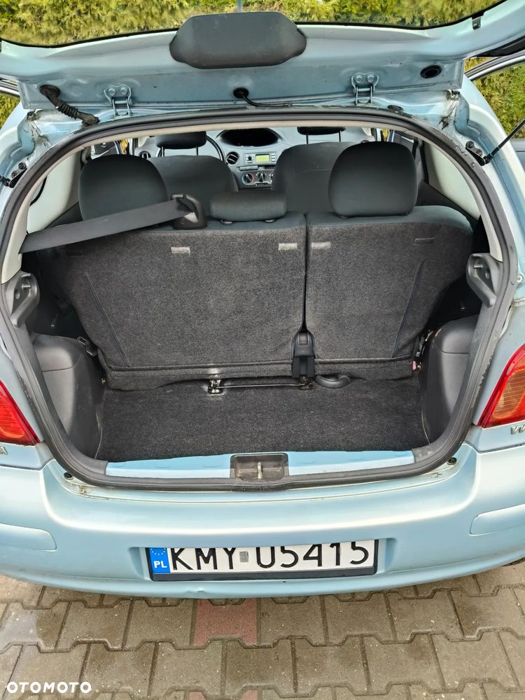 Toyota Yaris 1.0 Base - 11