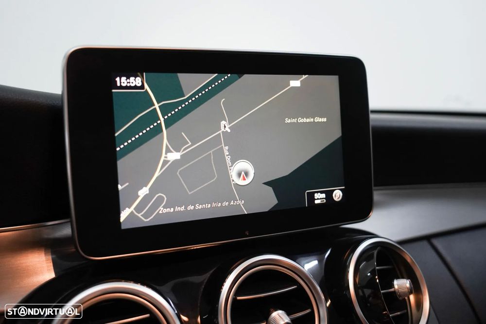 Mercedes-Benz C 300 BlueTEC Hybrid AMG Line - 10