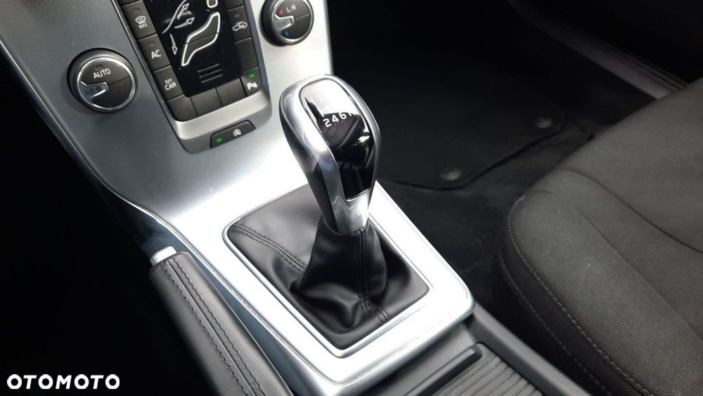 Volvo V40 - 15