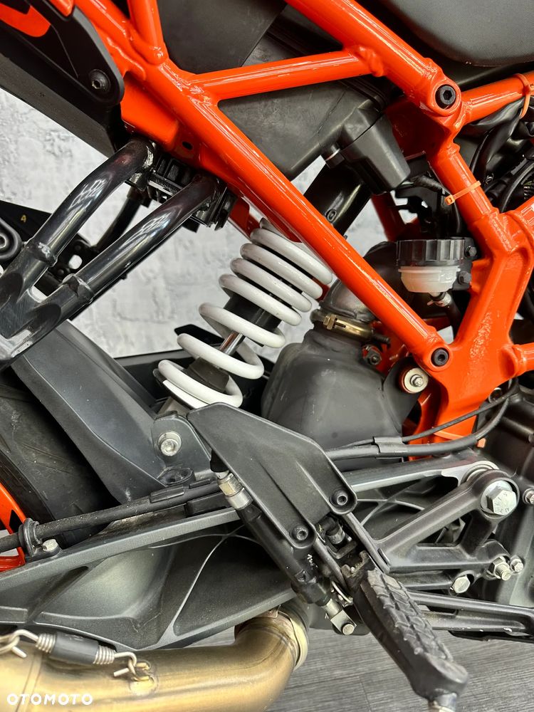 KTM Duke - 21