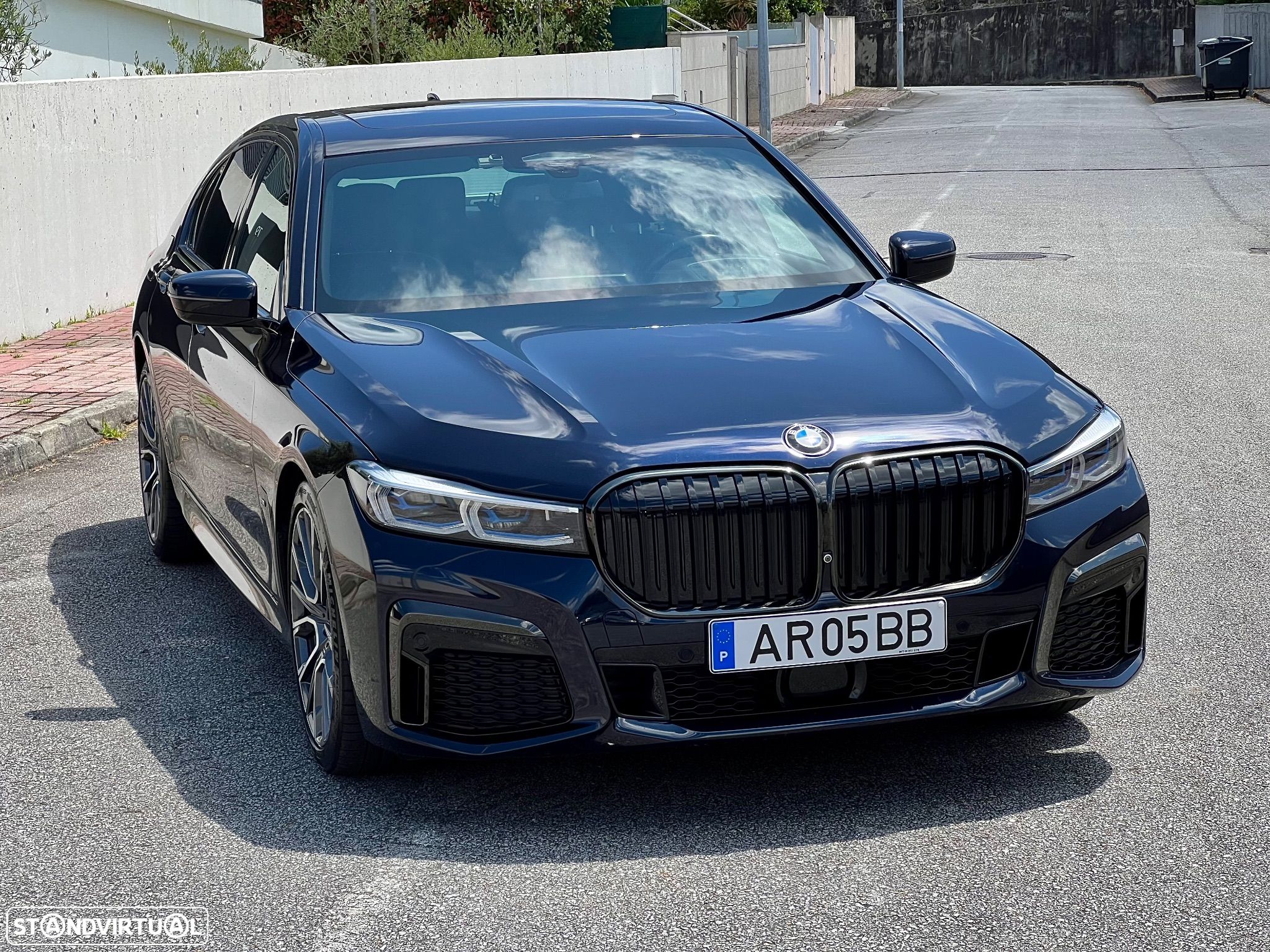 BMW 745 e iPerformance Pack M Auto - 1