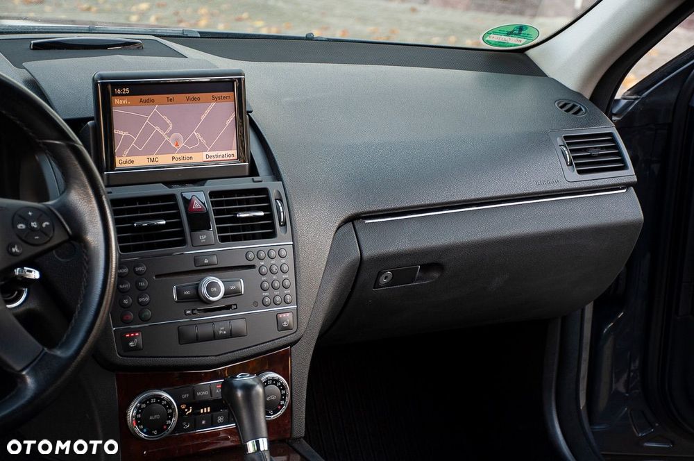 Mercedes-Benz Klasa C 180 Kompressor Automatik Elegance - 19
