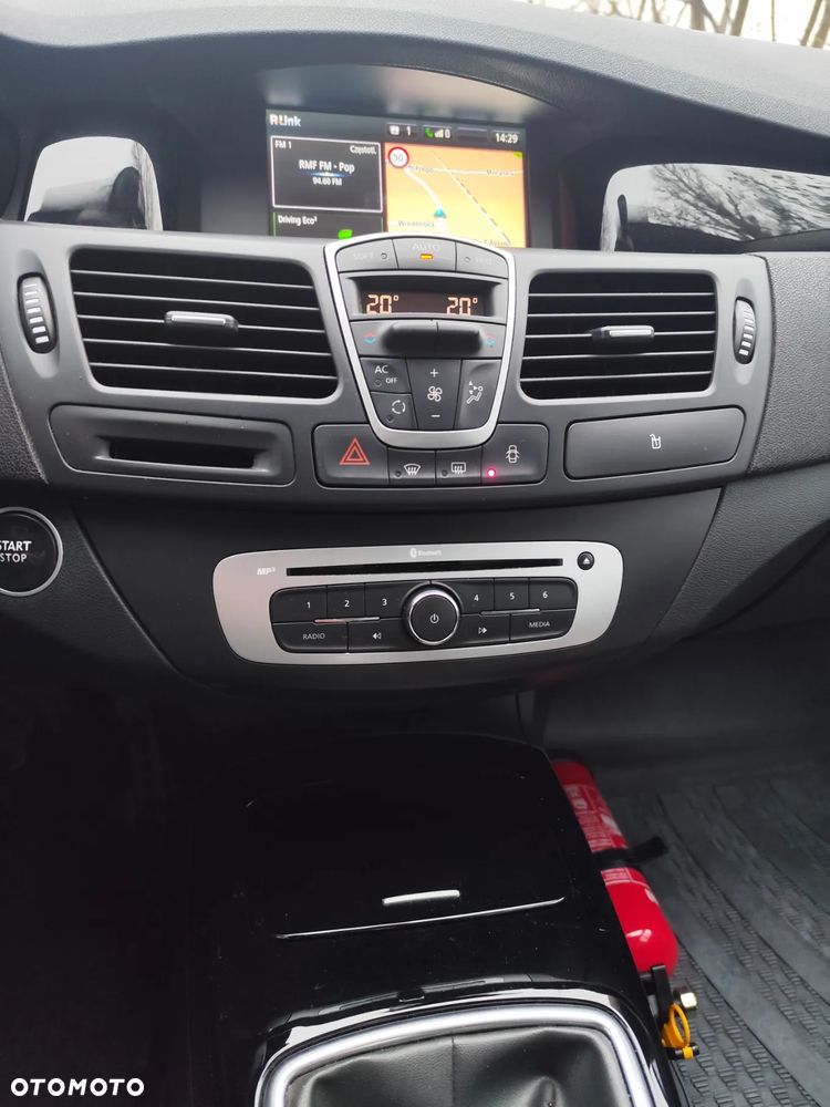 Renault Laguna dCi 150 FAP Start-Stop Bose Edition - 6