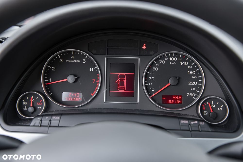 Audi A4 Avant - 17