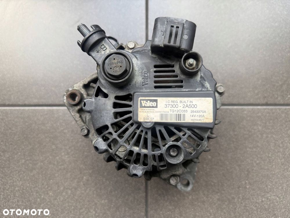 ALTERNATOR 1.4 1.6 CRDI HYUNDAI KIA 37300-2A500 VALEO 120A - 2