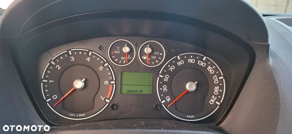 Ford Fiesta - 10