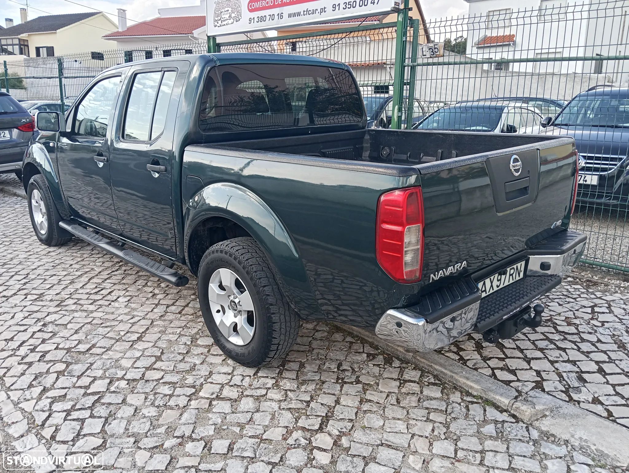 Nissan Navara 2.5 dCi CD Pilot - 1