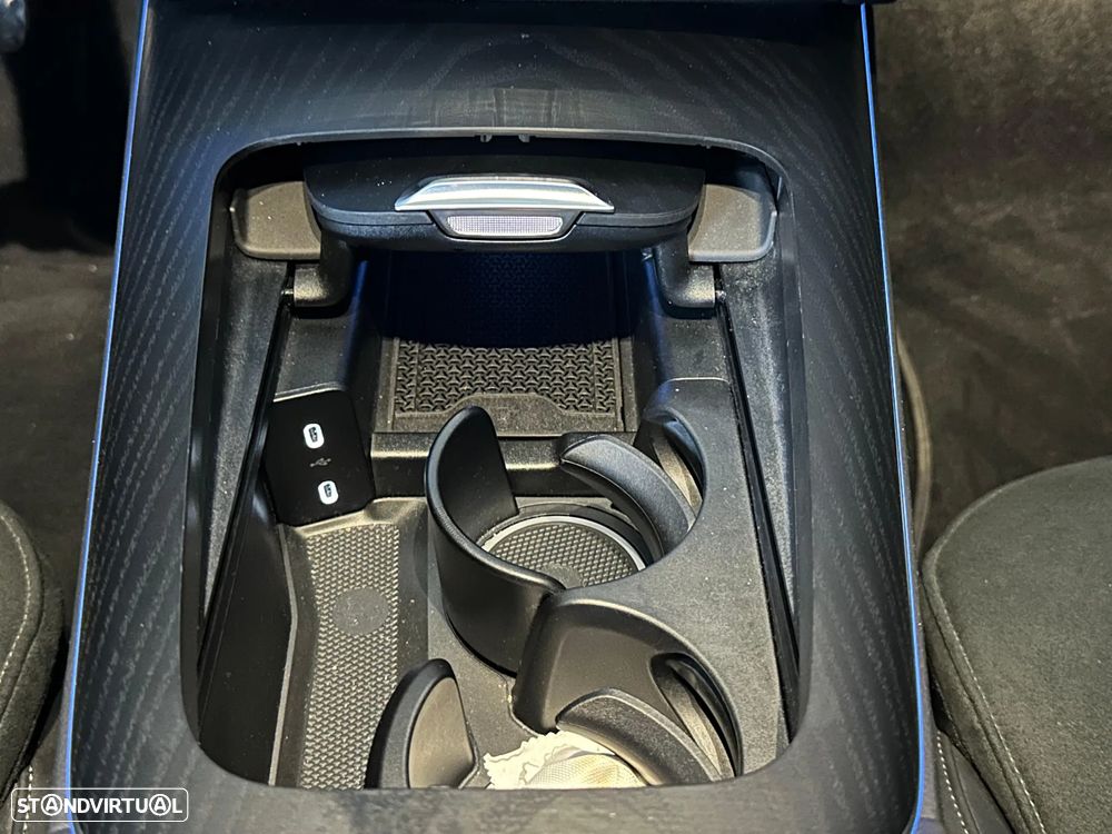 Mercedes-Benz E 300 - 11