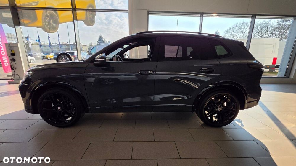 Volkswagen Tiguan - 13