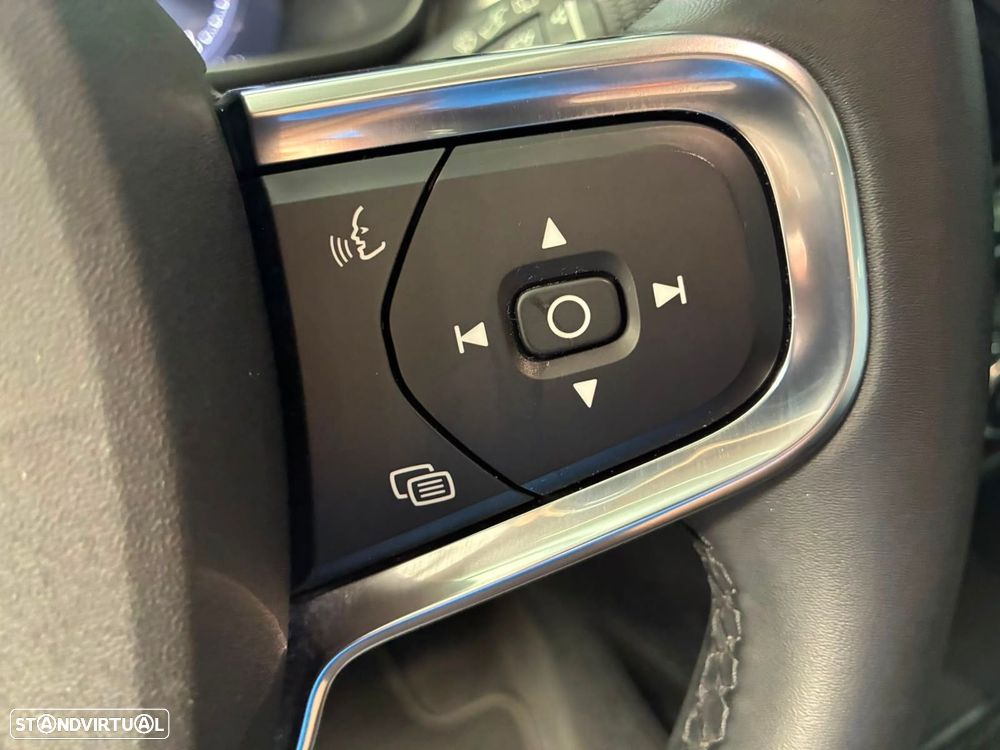 Volvo XC 40 1.5 T4 PHEV Core - 19
