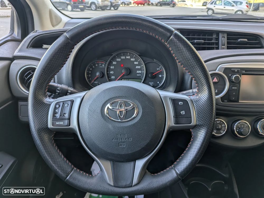 Toyota Yaris 1.33 VVT-i Sport - 9