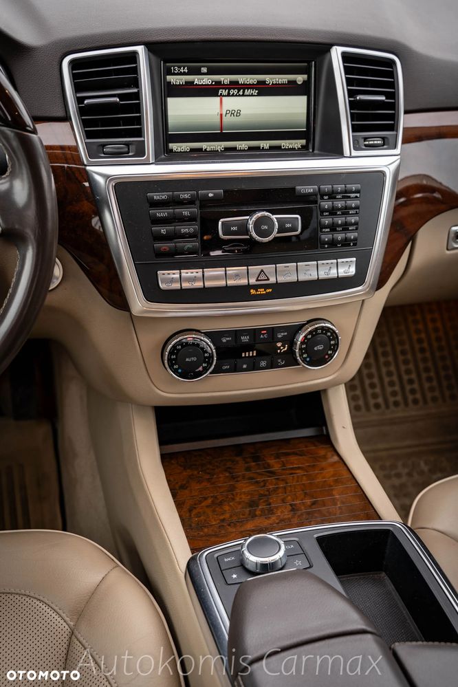 Mercedes-Benz ML 350 BlueTEC 4-Matic - 15