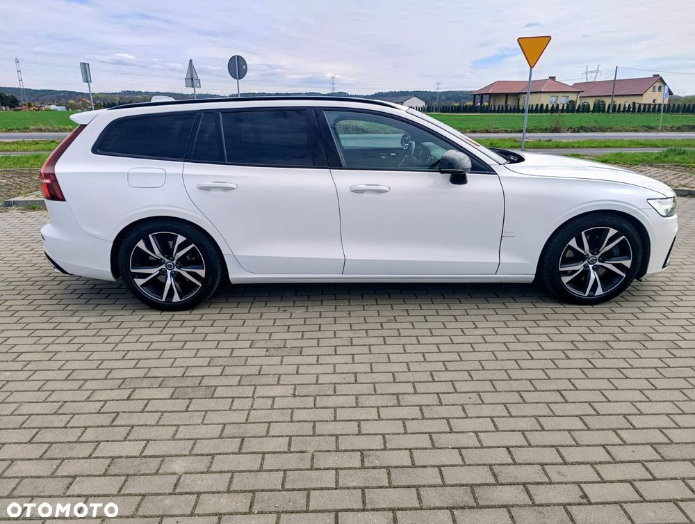 Volvo V60 T5 Geartronic R-Design - 6