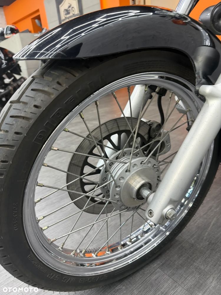 Suzuki Intruder - 19