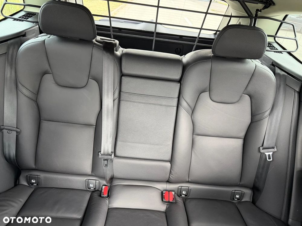 Volvo XC 60 B6 B AWD Inscription - 4