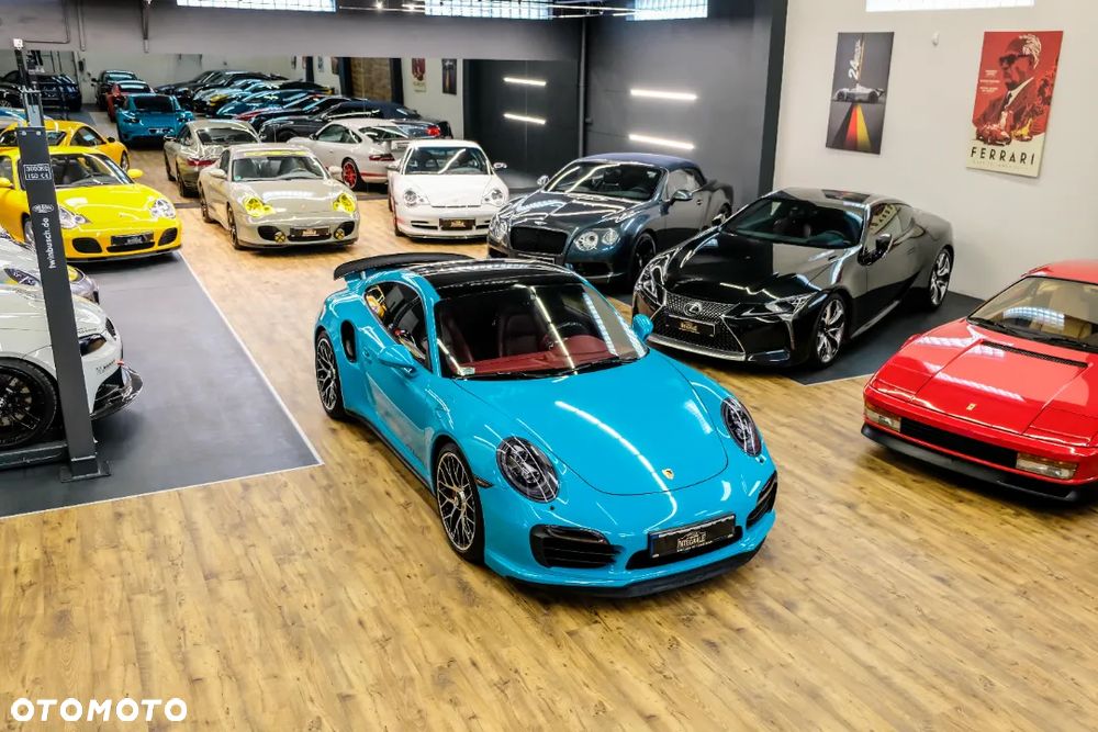 Porsche 911 Turbo S - 31