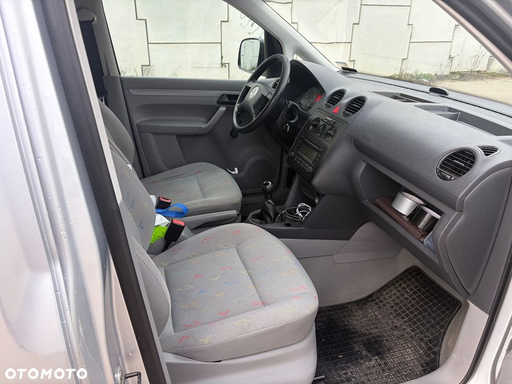 Volkswagen Caddy - 11