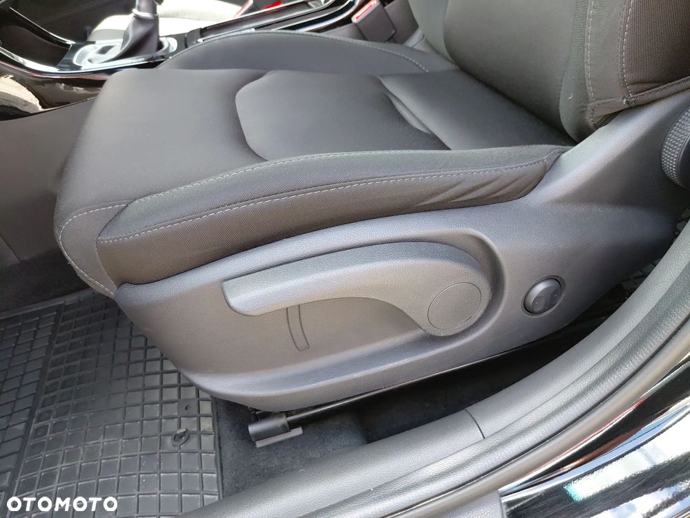 Hyundai i30 1.5 T-GDI 48V Smart - 12