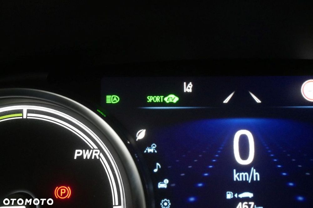 Toyota Camry 2.5 Hybrid Comfort CVT - 22