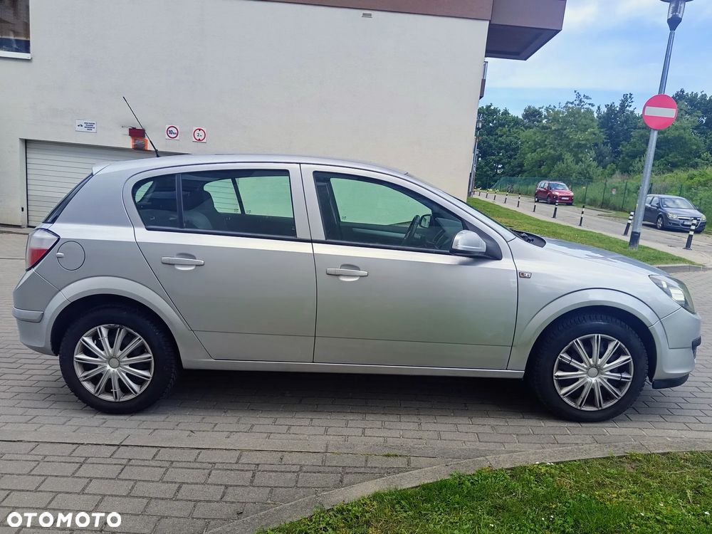 Opel Astra 1.8 Enjoy - 7