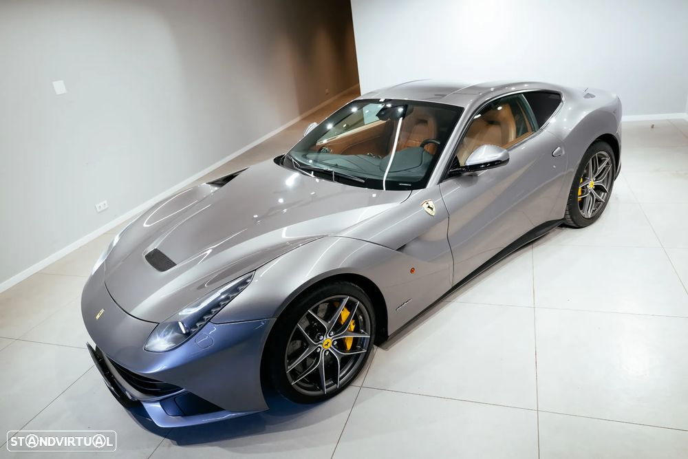 Ferrari F12 Berlinetta 6.3 V12 - 5