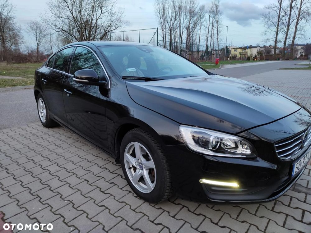 Volvo S60 D3 Drive-E Momentum - 8