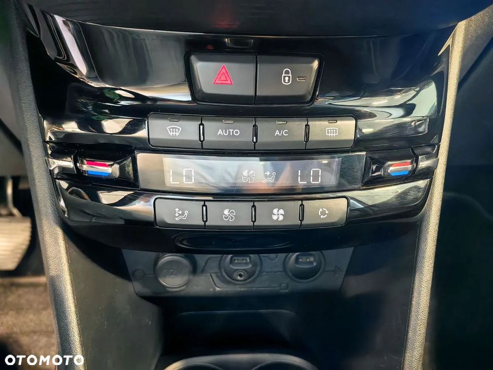 Peugeot 2008 120 VTI Business-Line - 11