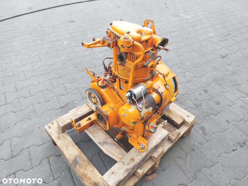 Silnik spalionowy HATZ E89 FG 2321 E 89 FG 2321 [1-CYLINDROWY][8.1 KW][ENG 3284][ST] - 3