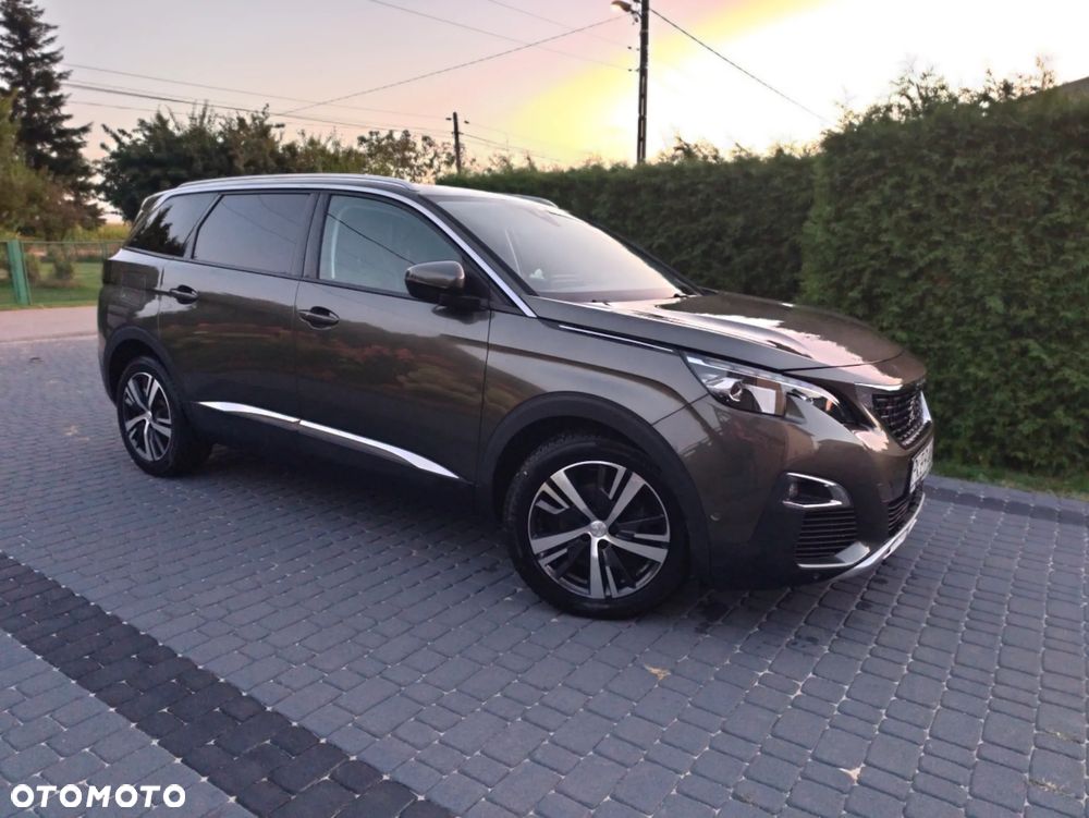 Peugeot 5008 1.6 PureTech Allure S&S EAT8 - 8