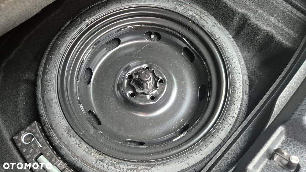 Volkswagen Golf - 21