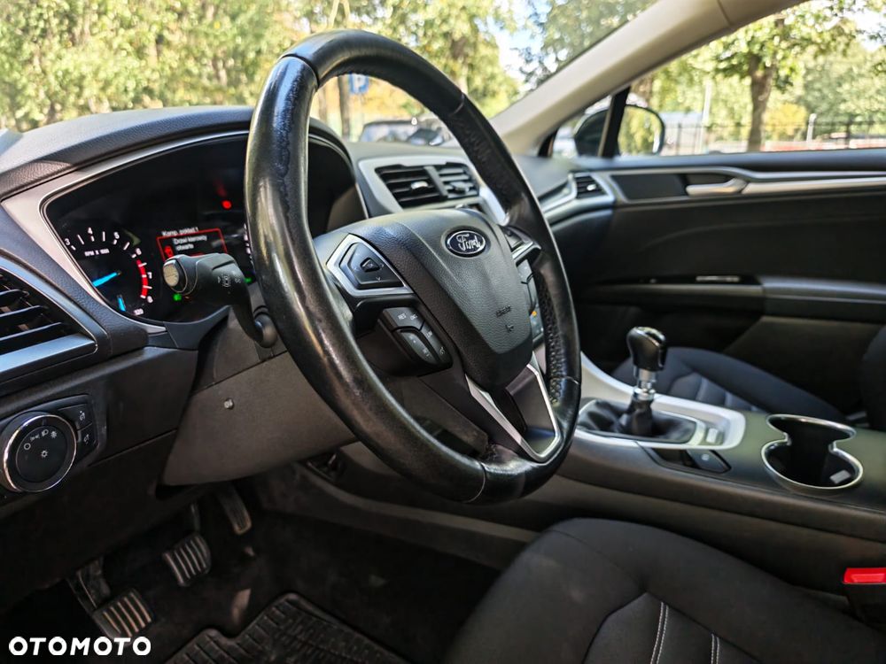 Ford Mondeo 1.5 EcoBoost Trend - 17