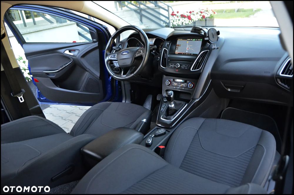 Ford Focus - 26