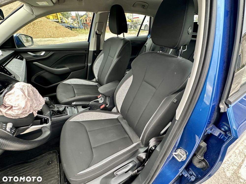 Skoda Kamiq 1.0 TSI Selection DSG - 12