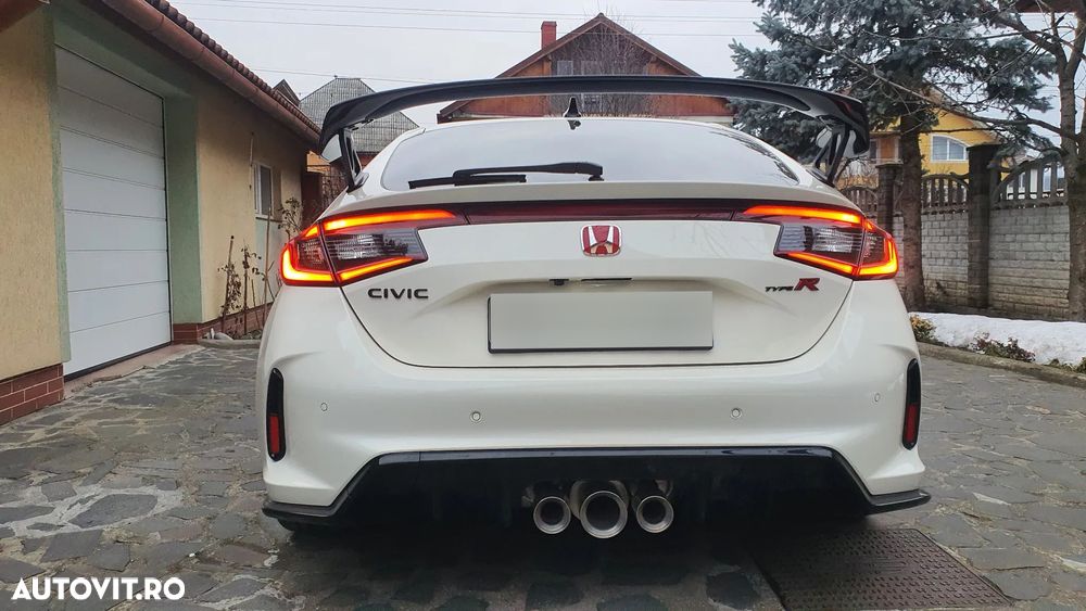Honda Civic 2.0 VTEC Turbo Type R - 12