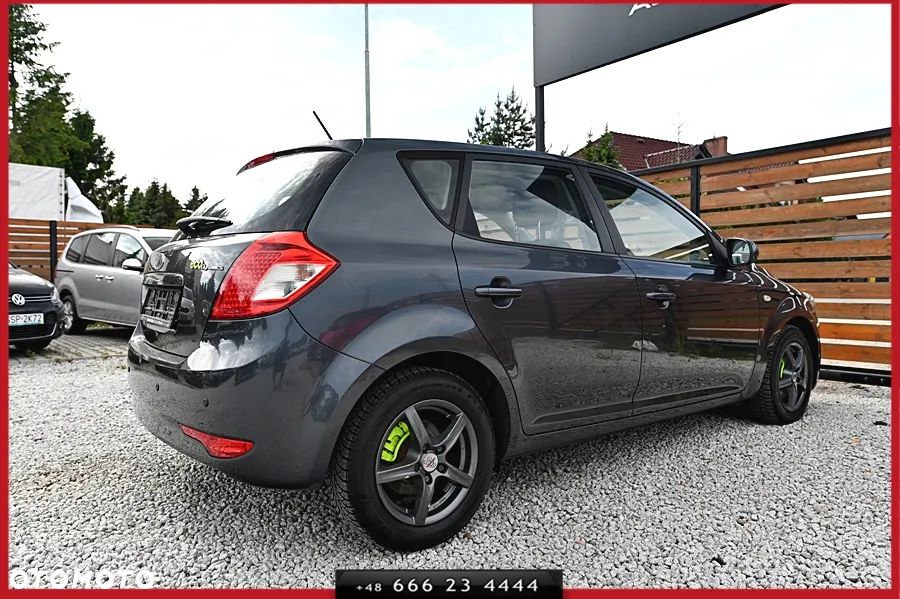 Kia Ceed 1.4 CVVT LX - 12