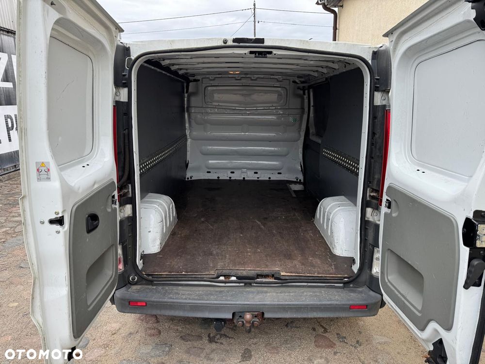 Renault Trafic - 12