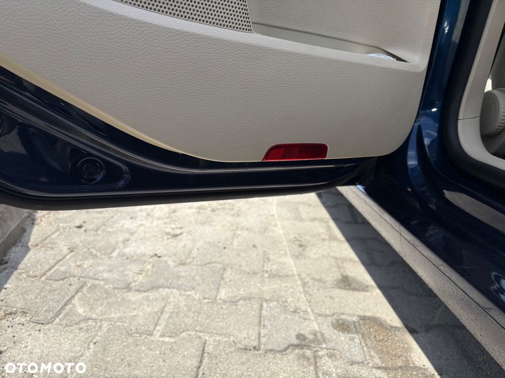 Volkswagen Golf 2.0 TDI Tour - 16